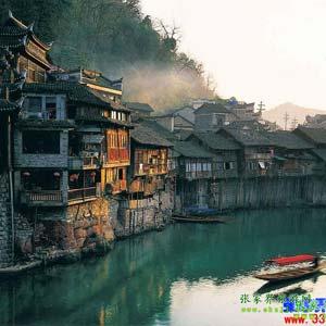 喜樂(lè)F線：（熱賣(mài)）天門(mén)山、天子山、袁家界、鳳凰古城純玩四日游