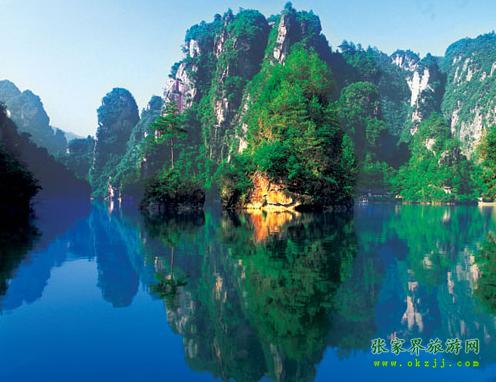 【長(zhǎng)沙往返線路4】張家界、天子山、黃龍洞、天門山、鳳凰古城五日游