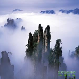 【長(zhǎng)沙往返線路3】：張家界、天子山、黃龍洞、天門(mén)仙山四日游